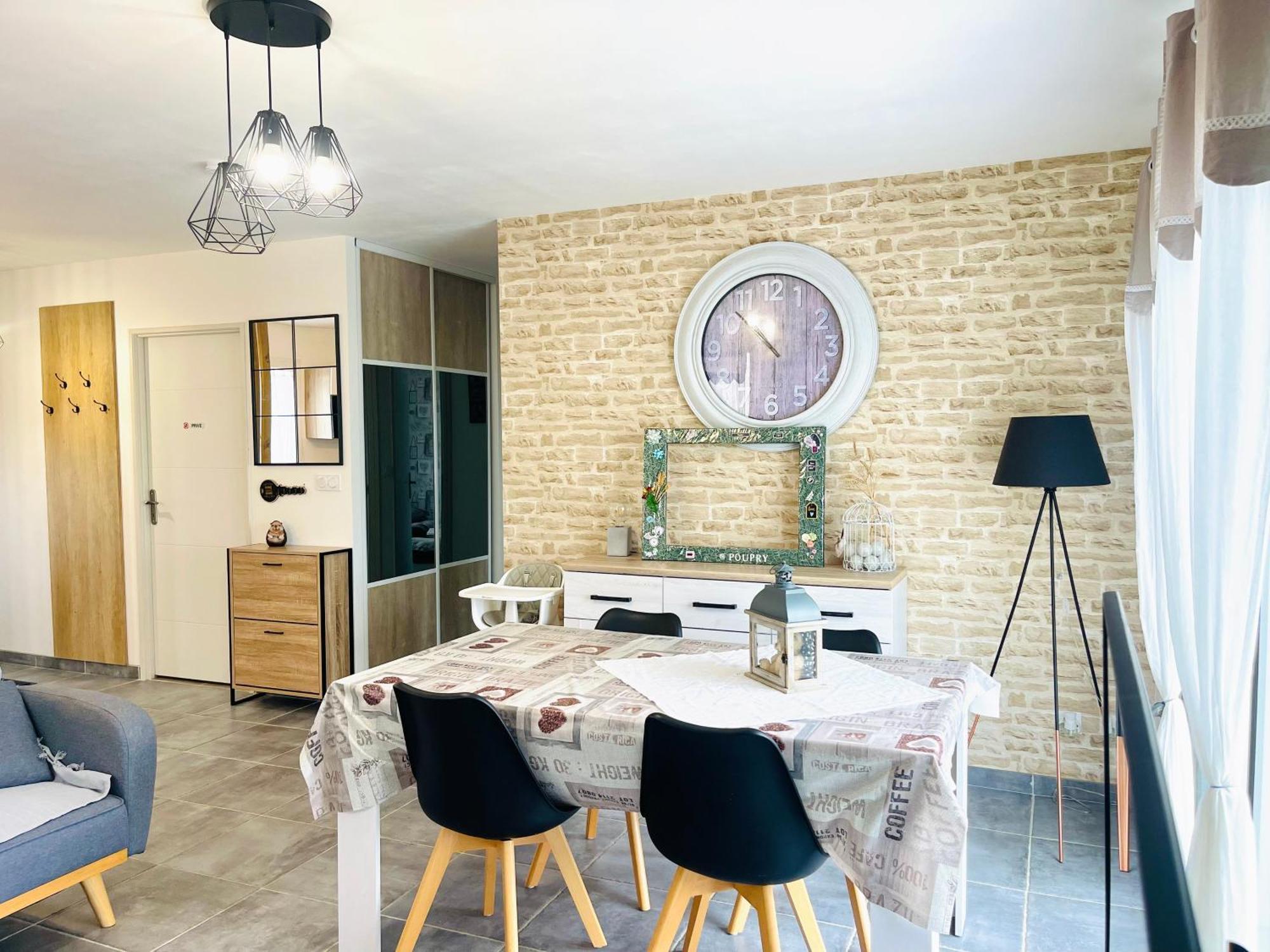 Petite Maison Au Calme Poupry Bagian luar foto
