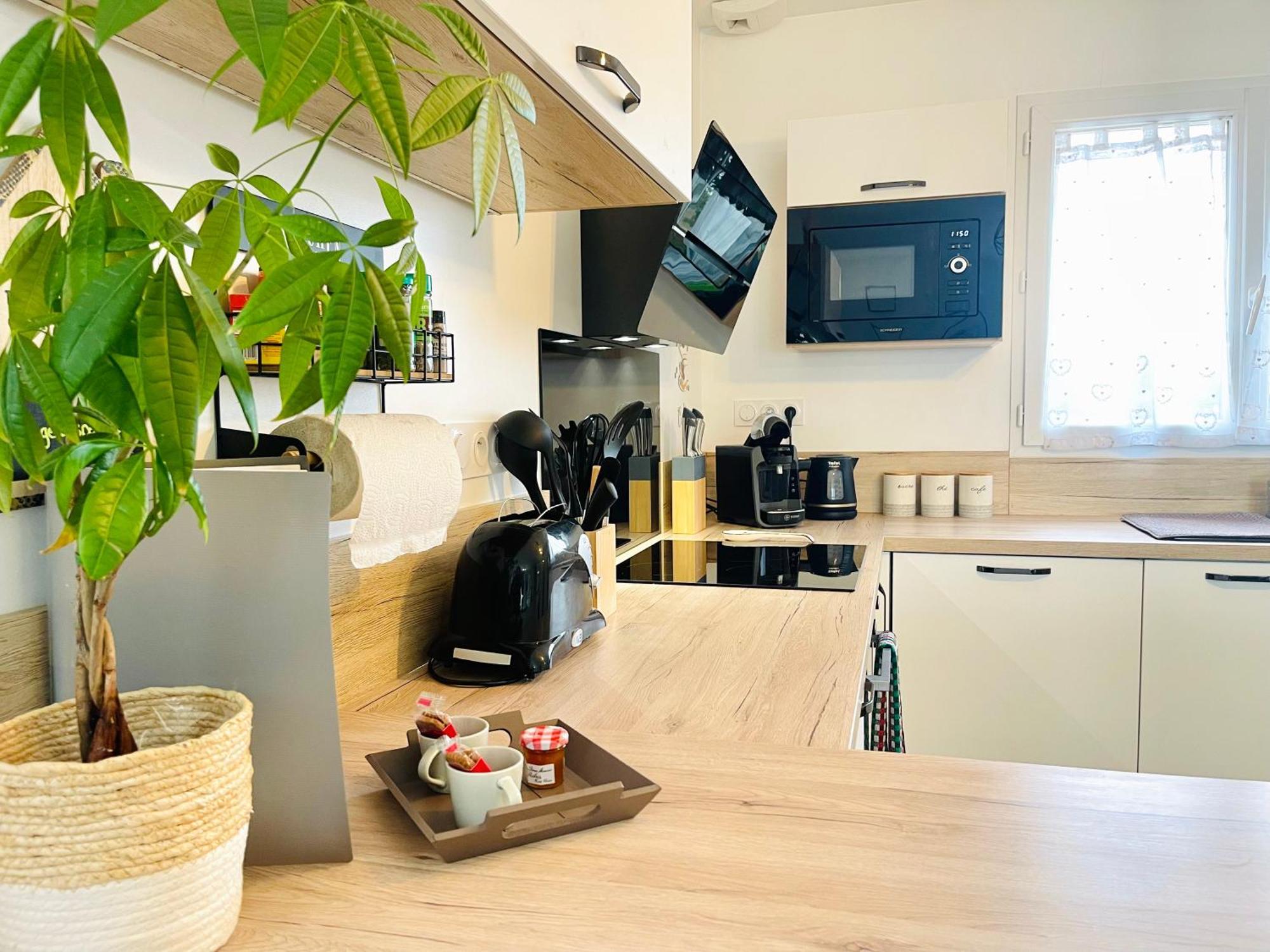 Petite Maison Au Calme Poupry Bagian luar foto