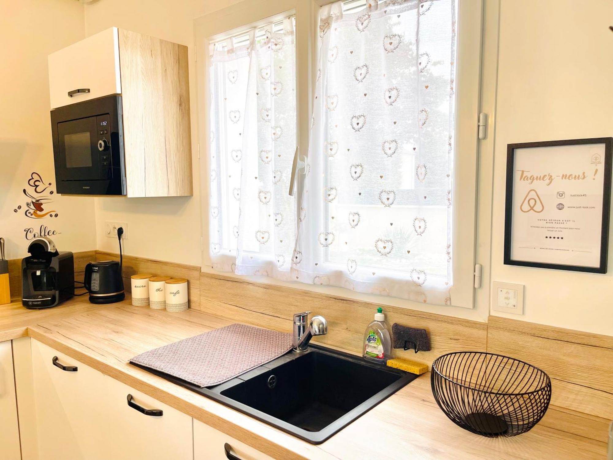 Petite Maison Au Calme Poupry Bagian luar foto