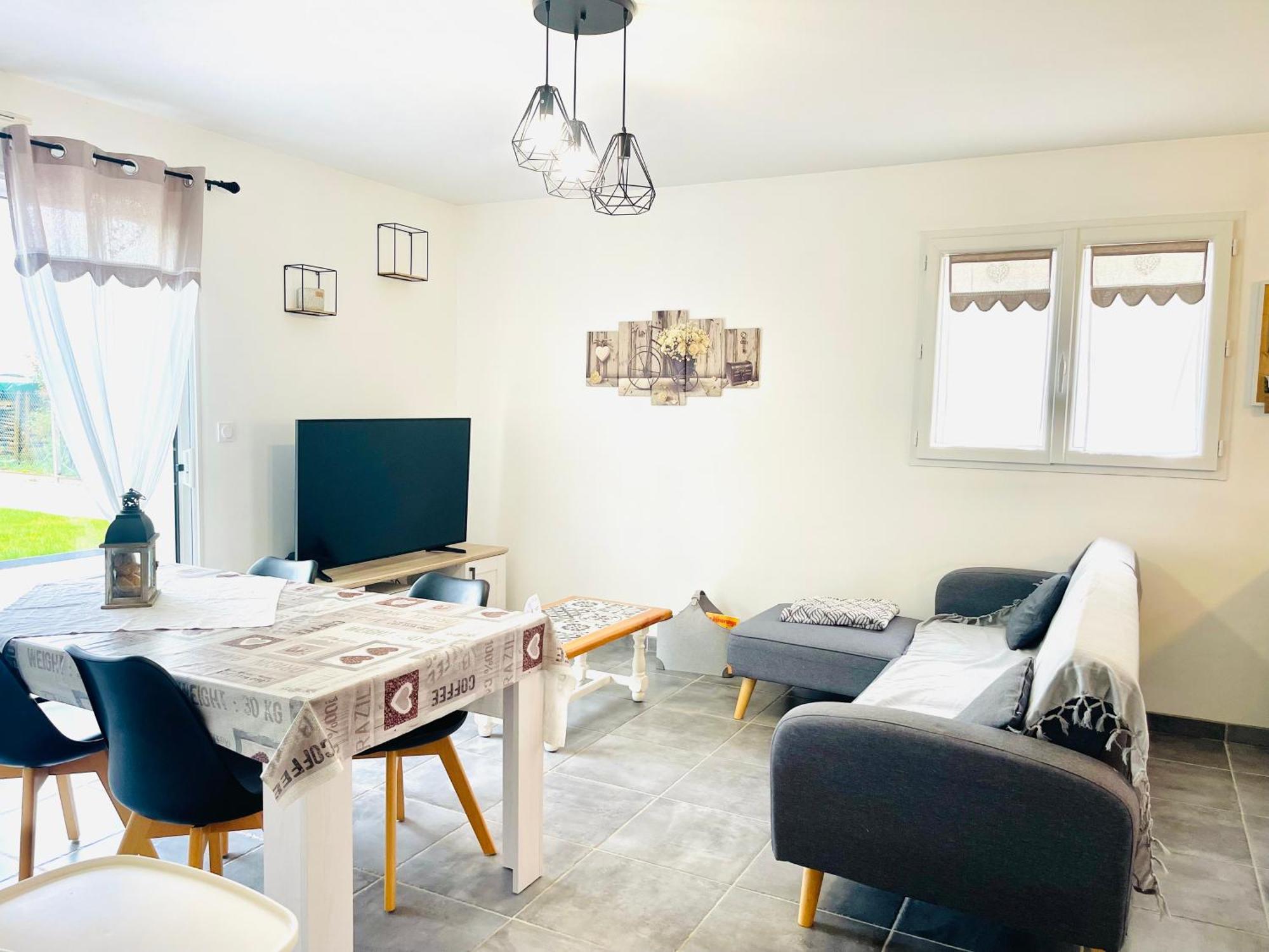 Petite Maison Au Calme Poupry Bagian luar foto